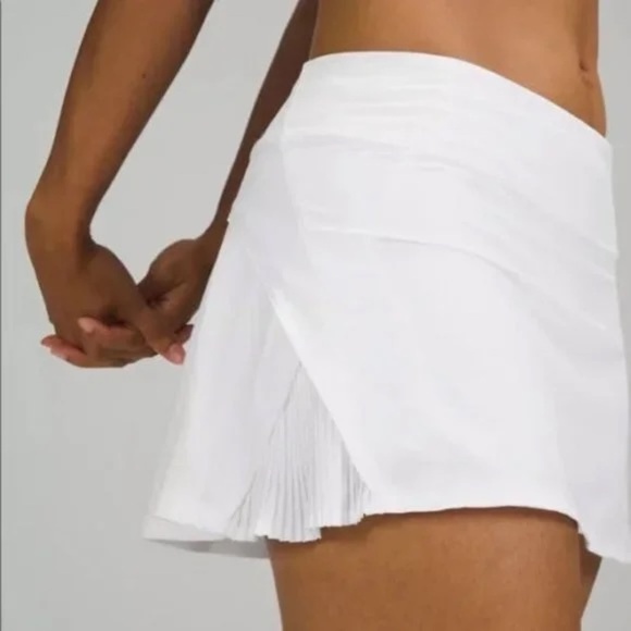 Lululemon Playoff Pleats Tennis Skort White 45594 - Picture 5 of 16